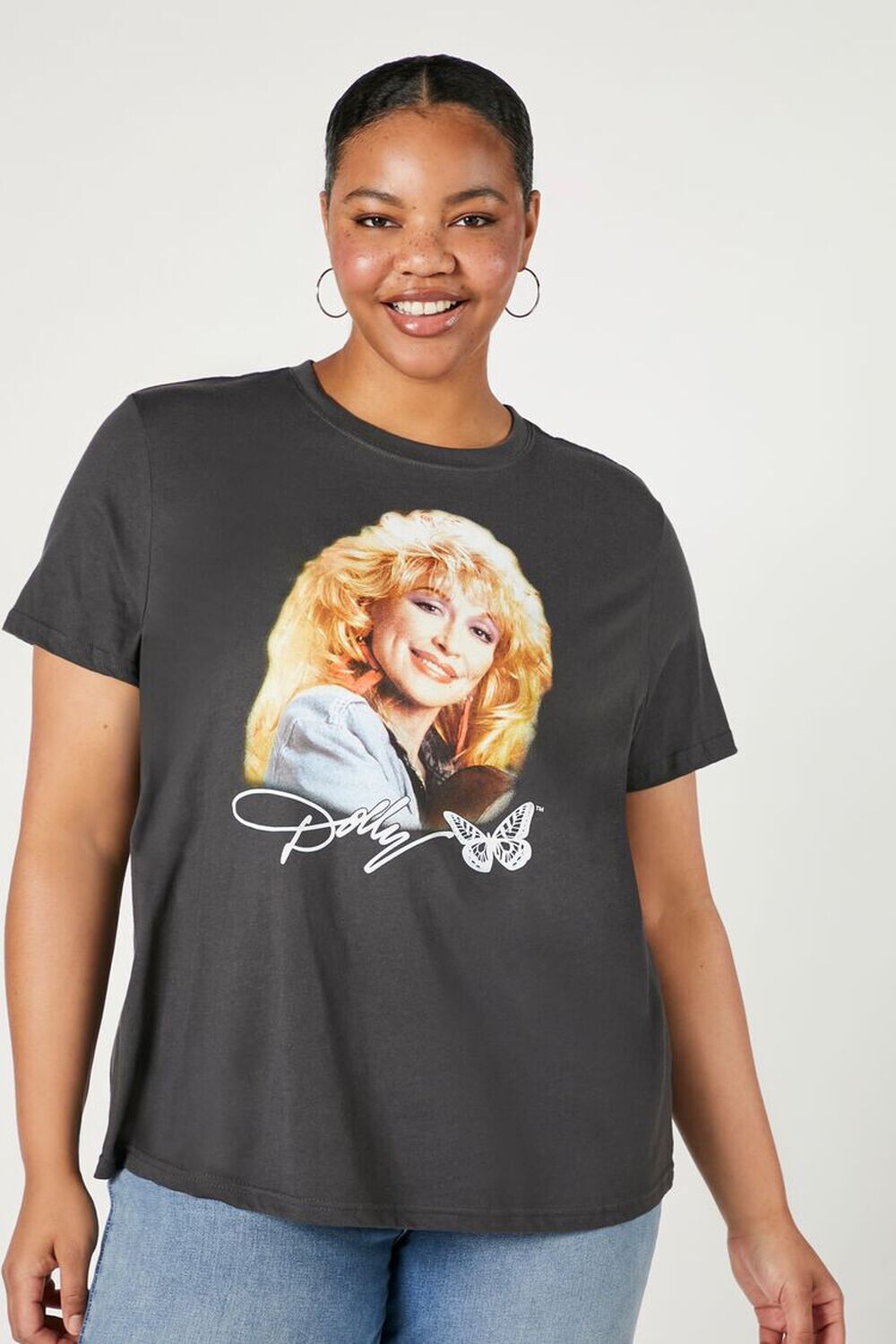 

Футболка с рисунком Dolly Parton больших размеров Forever 21, угольный