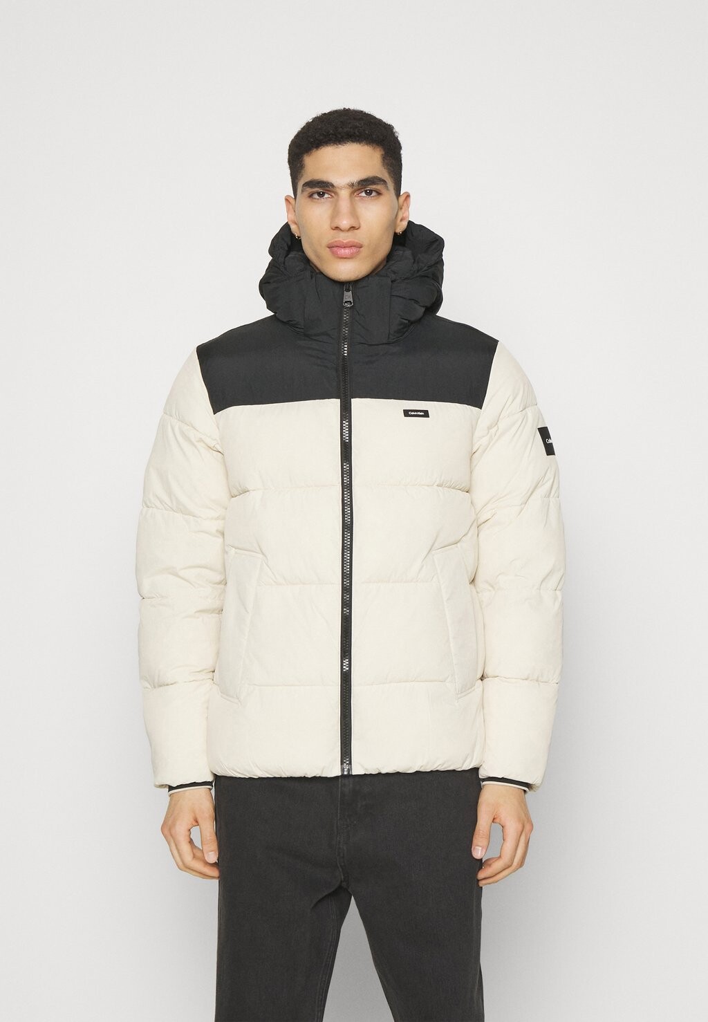 

Куртка зимняя Calvin Klein