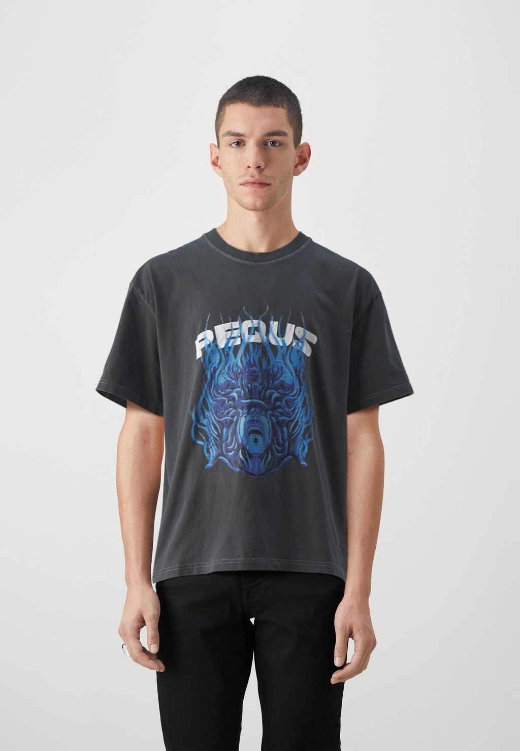 

Футболка с принтом Medusa Graphic Unisex PEQUS, цвет washed black