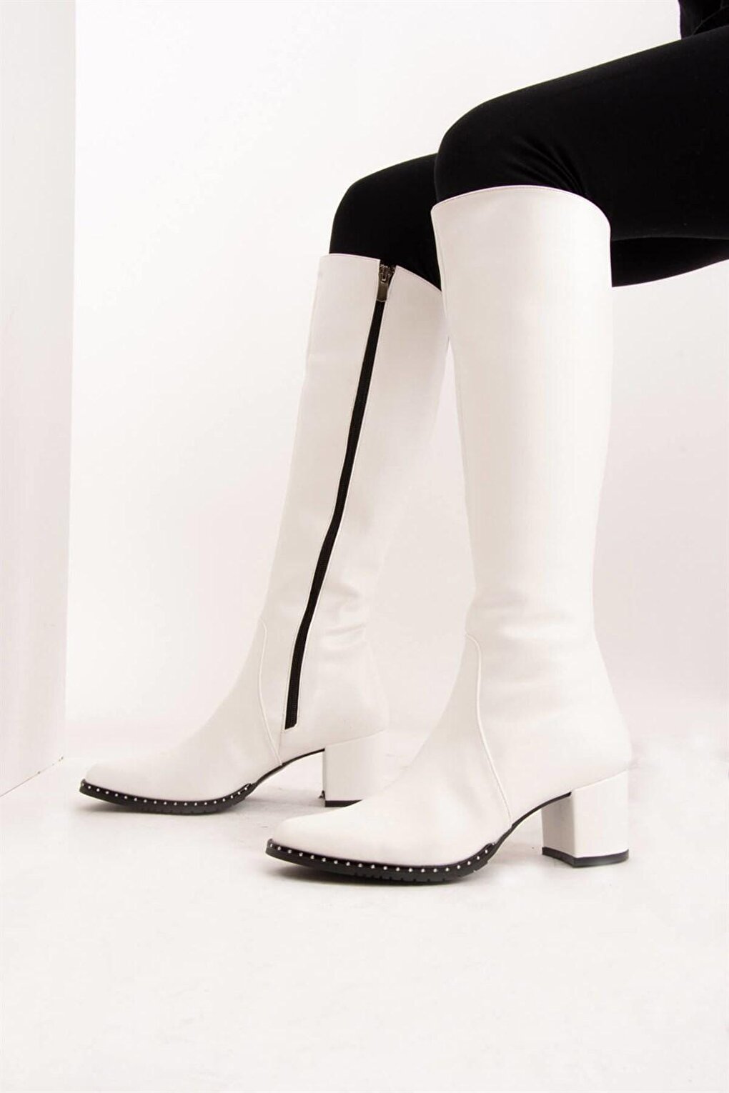 C654652709 Белые женские ботинки Fox Shoes
