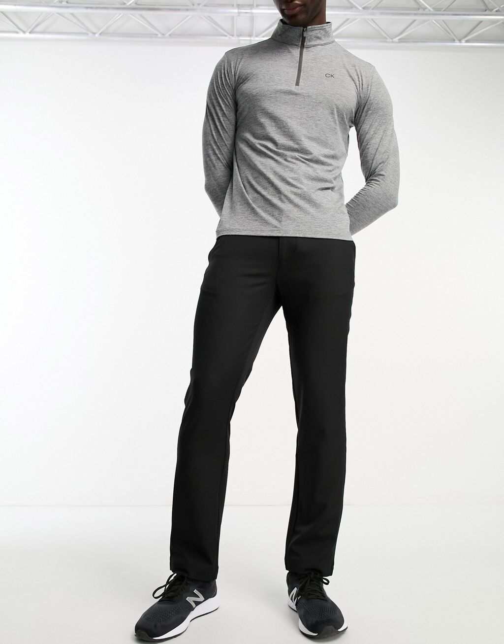 

Черные эластичные брюки классического кроя Calvin Klein Golf Bullet, Черный
