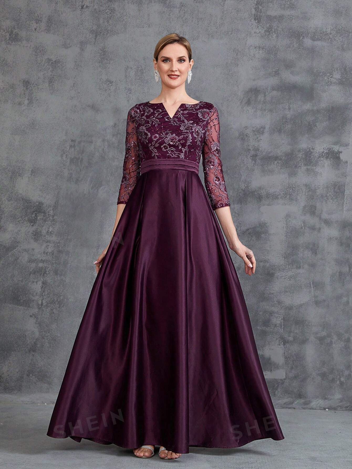 Женское вечернее платье с атласным подолом и вышивкой в ​​стиле пэчворк со средними рукавами, красный фиолетовый
