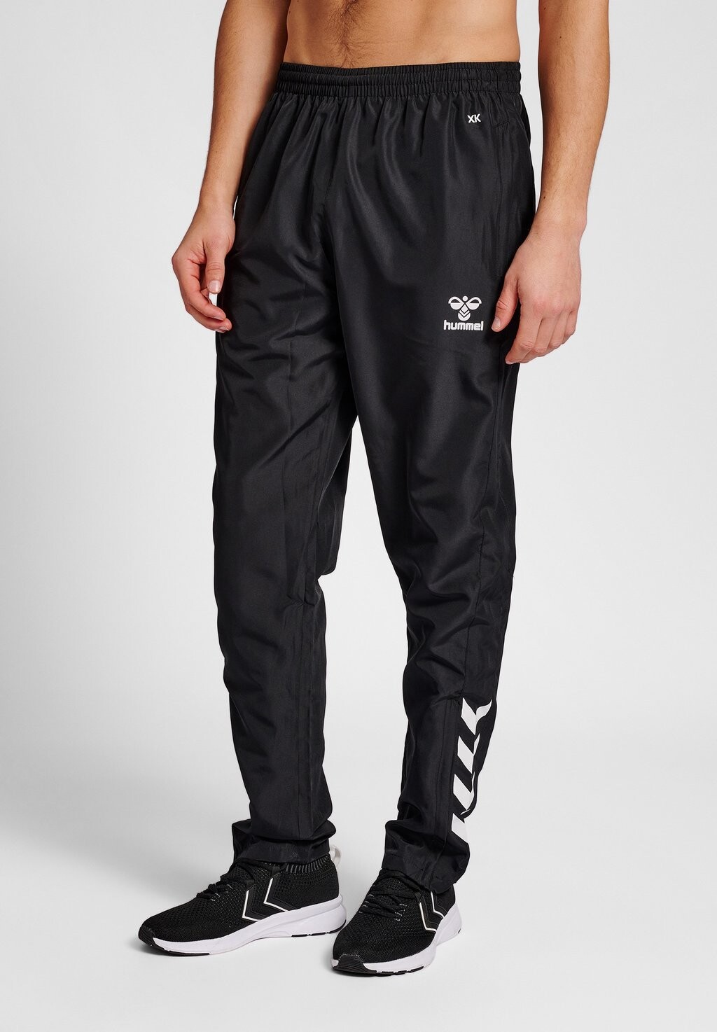 

Спортивные брюки Hummel, черный деним