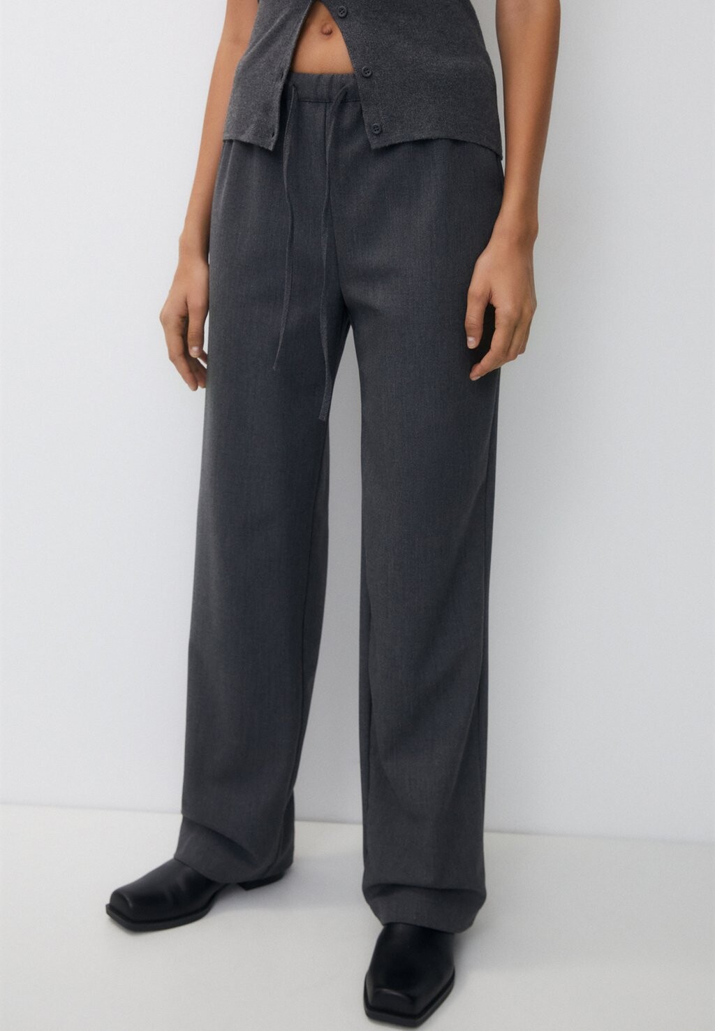 

Брюки Jogging PULL&BEAR, цвет light grey