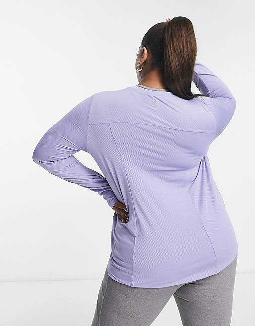

Спортивный топ с длинными рукавами ASOS 4505 Curve Icon