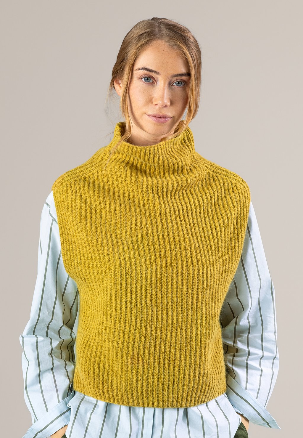 Вязаный свитер Living Crafts, цвет honey