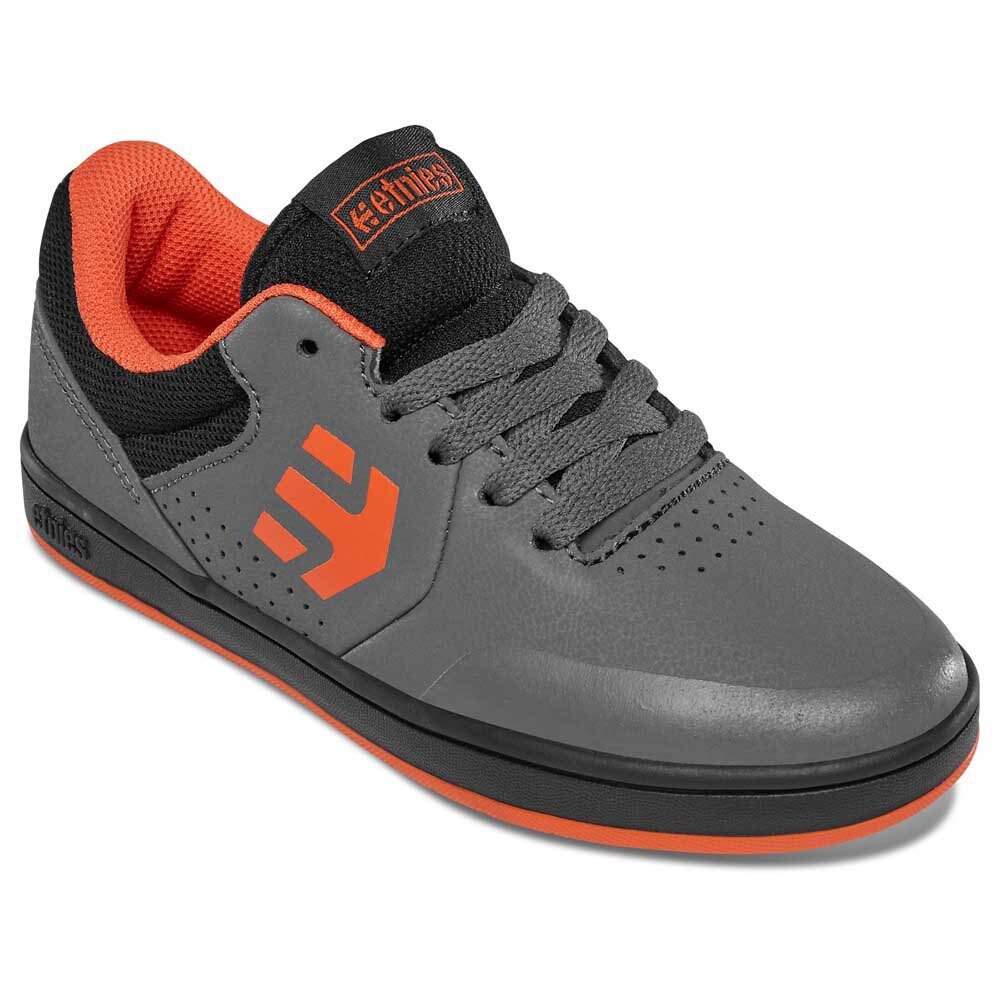 

Кроссовки Etnies Marana, серый