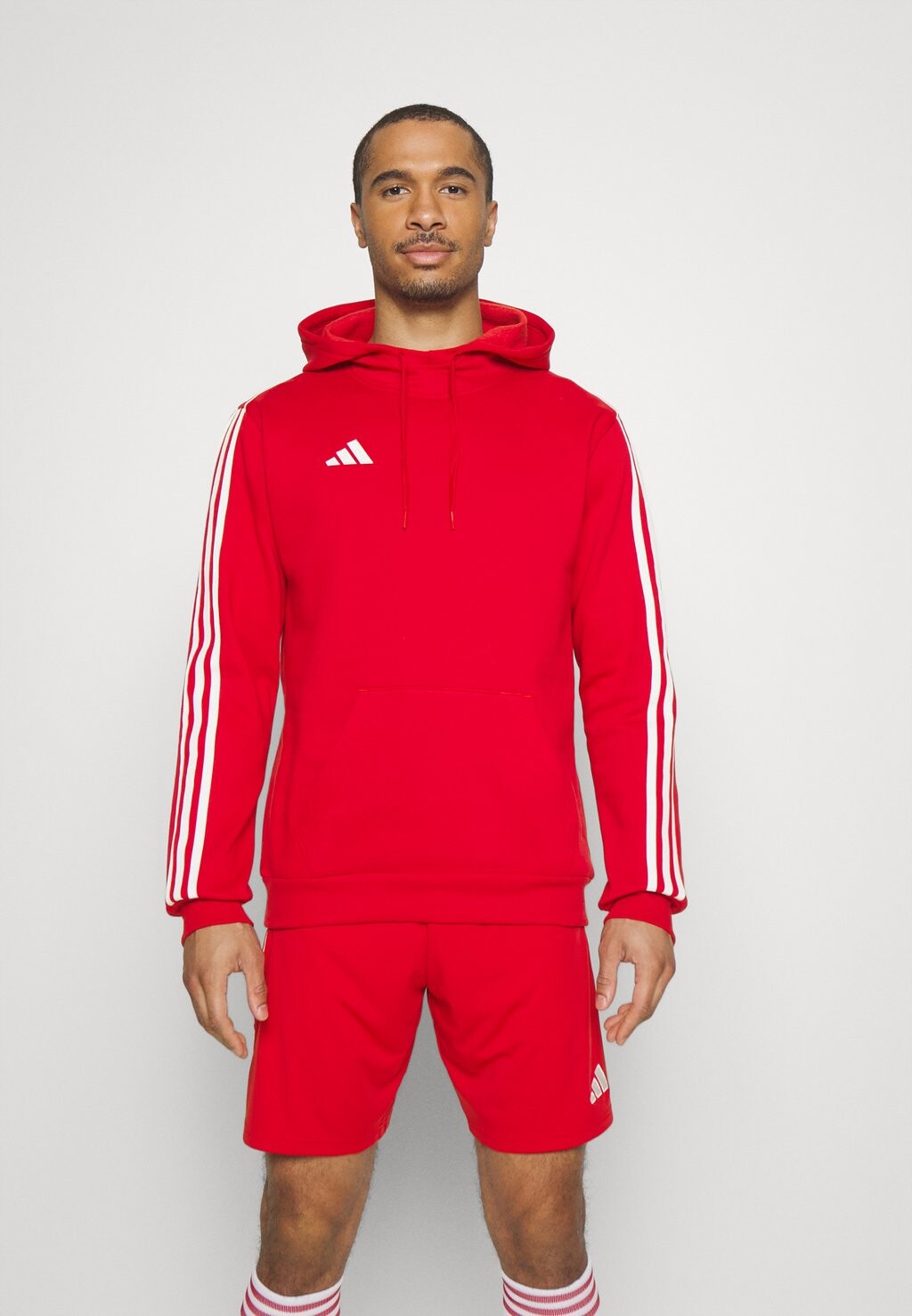 

Толстовка Adidas