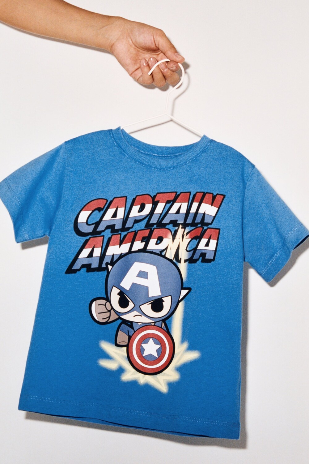 

Футболка с принтом marvel капитан америка Zara, голубоватый