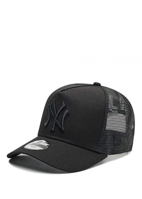 

Черная детская шапка унисекс 940 af trucker neyyan New Era