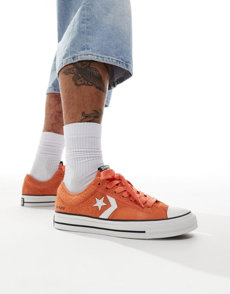 

Оранжевые кроссовки Converse Star Player 76 Ox