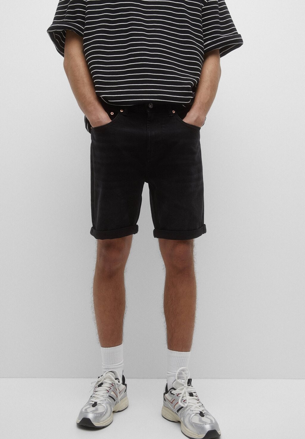 

Джинсовые шорты PULL&BEAR