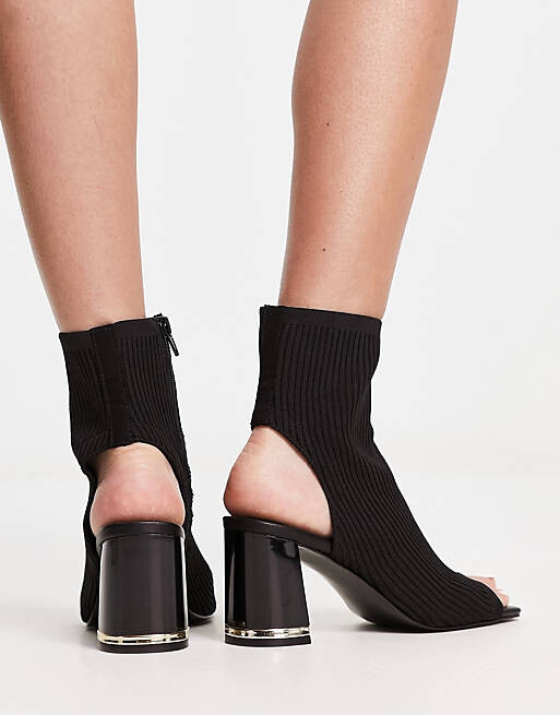 

Черные вязаные ботинки на каблуке River Island