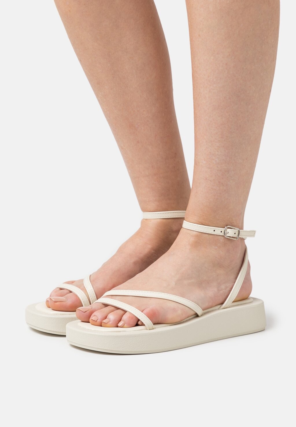 

Босоножки на платформе Rubi Shoes by Cotton On