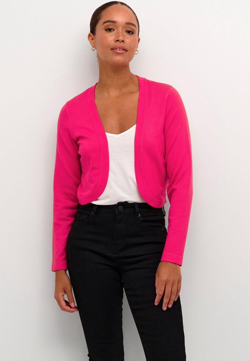 

Кардиган Astrid Kaffe, цвет virtual pink