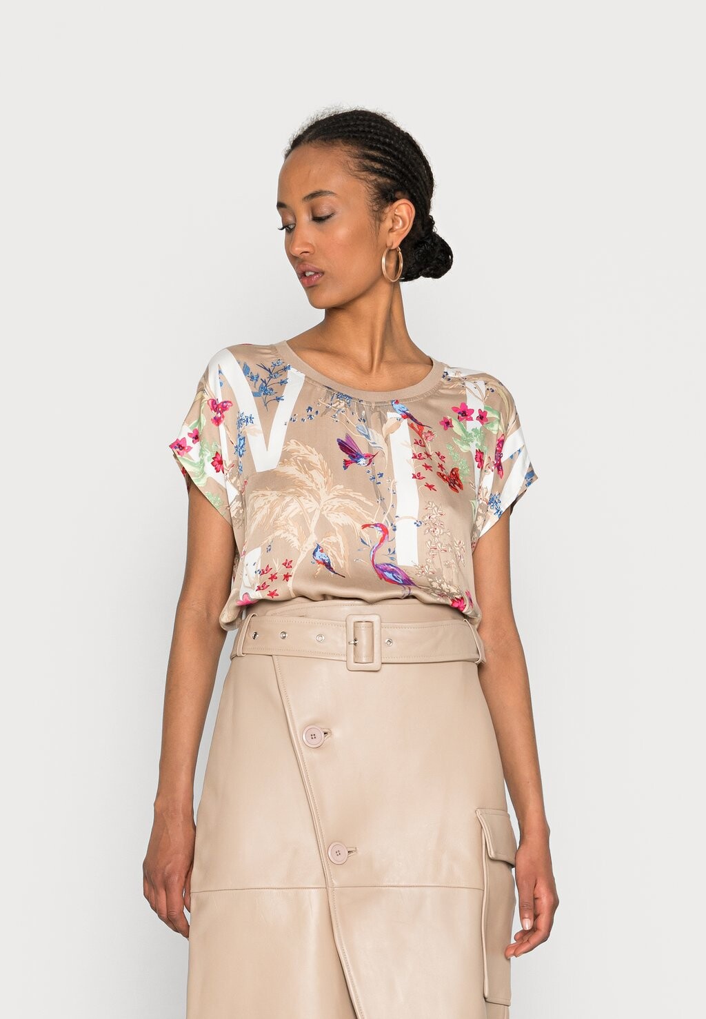 

Блузка Culture CUTALUA CAPSLEEVE, цвет dune jungle