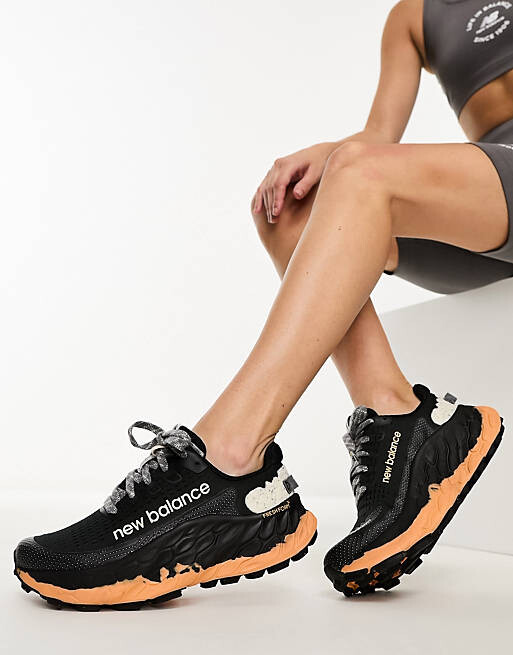 

Черные кроссовки New Balance Running Fresh Foam X More