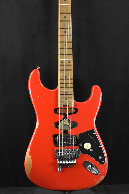 электрогитара evh frankenstein relic series electric guitar w bag red Электрогитара EVH Frankenstein Relic Series Red Maple Fingerboard