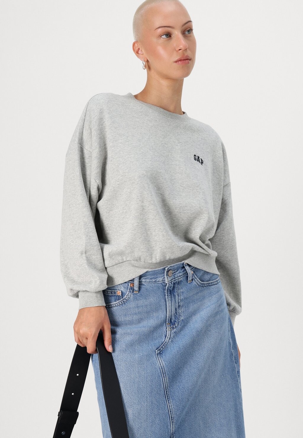 

Юбка из денима FEATHERWEIGHT SKIRT GAP Petite, черный
