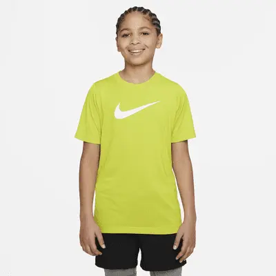 

Футболка Nike Dri-FIT Legend, цвет Bright Cactus