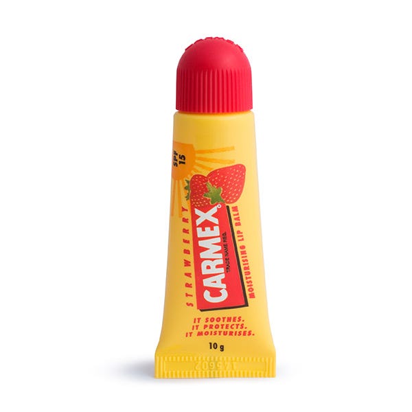 цена Клубничный бальзам для губ 10 гр Carmex