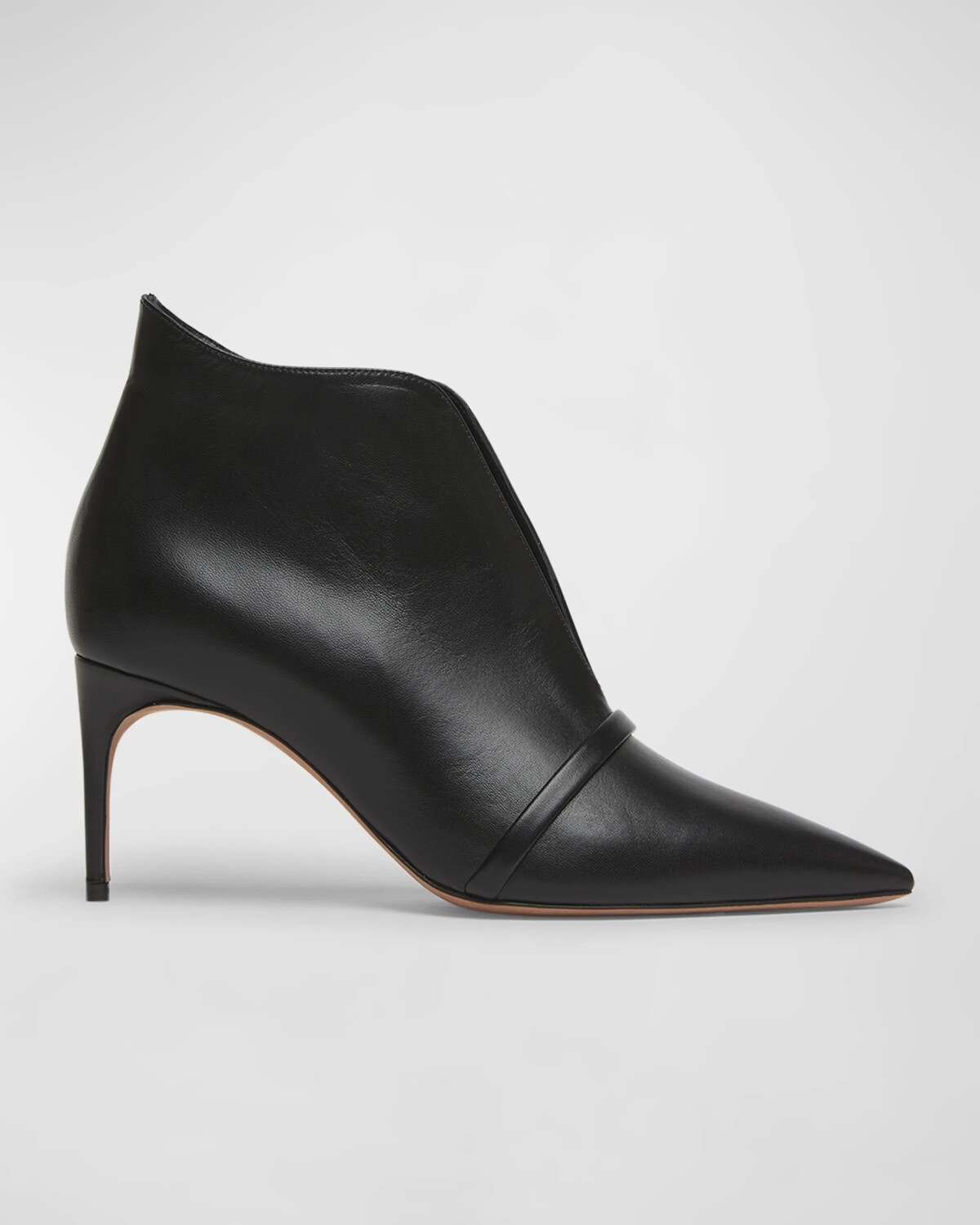 

Кожаные ботильоны Loren на шпильке с V-образным вырезом Malone Souliers, черный
