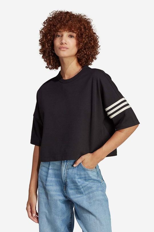 

Футболка Футболка Adicolor Neuclassics adidas Originals, черный