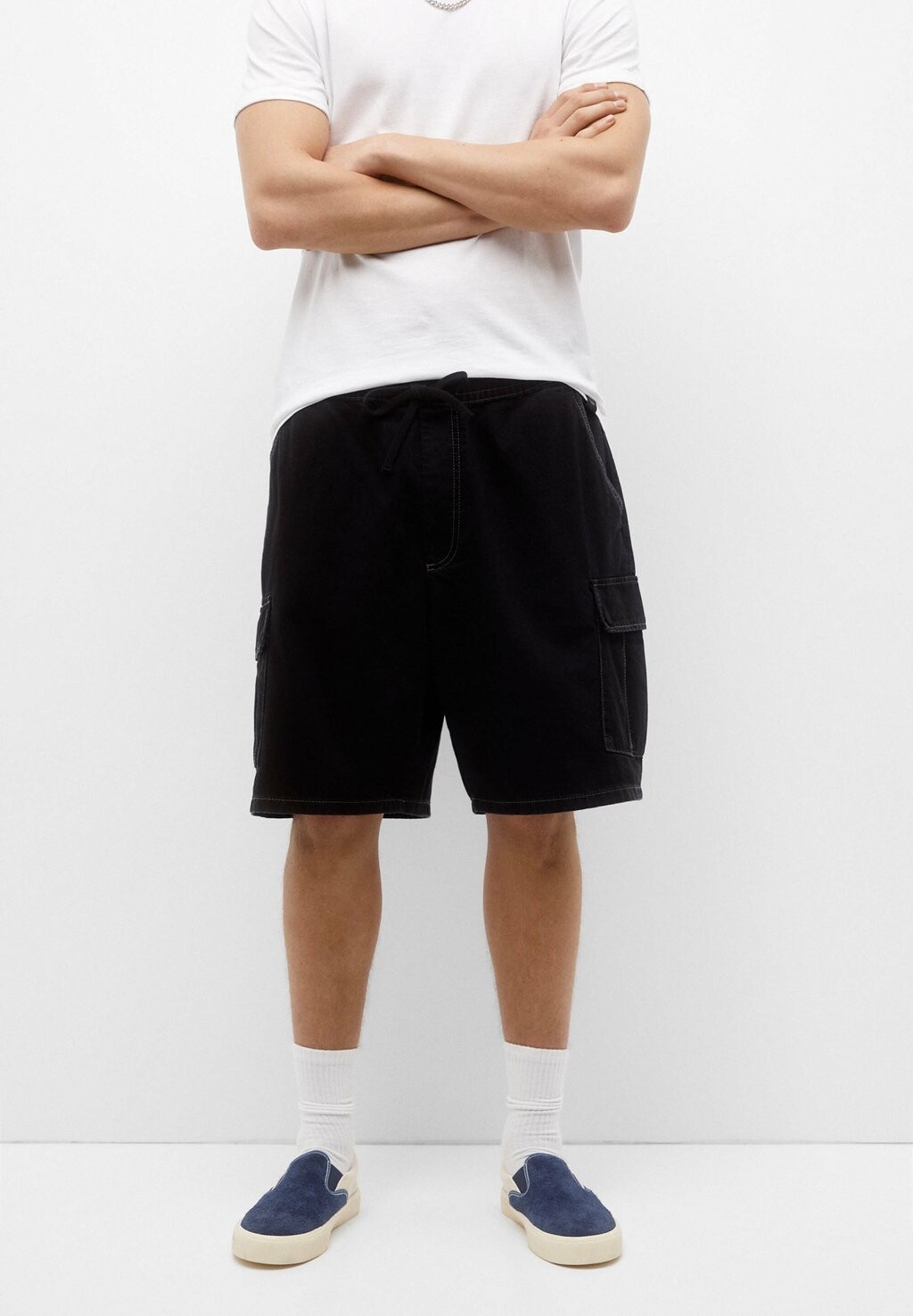 

Джинсовые шорты Waistband PULL&BEAR, черный