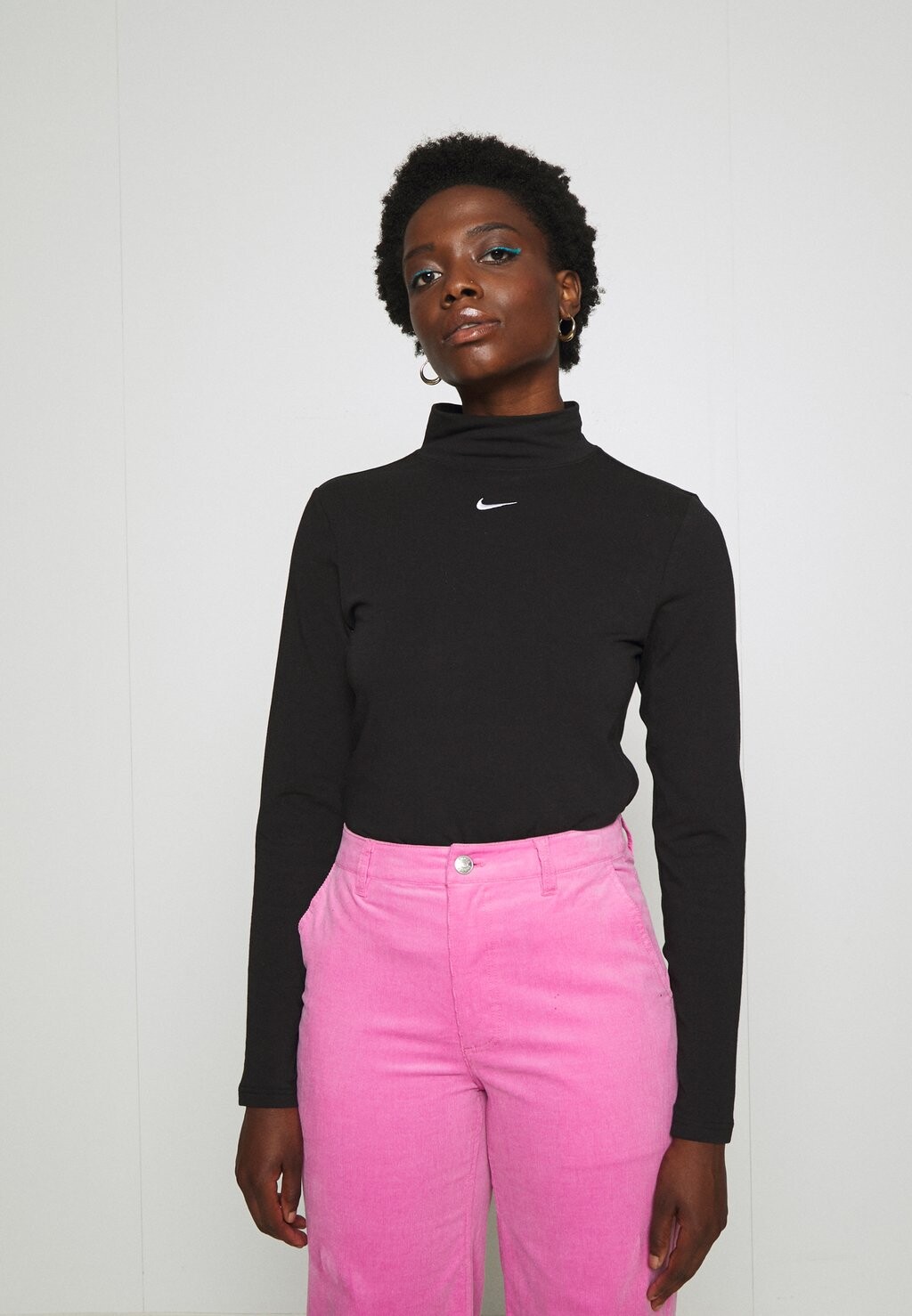 

Топ с длинными рукавами Nike MOCK, цвет black/white