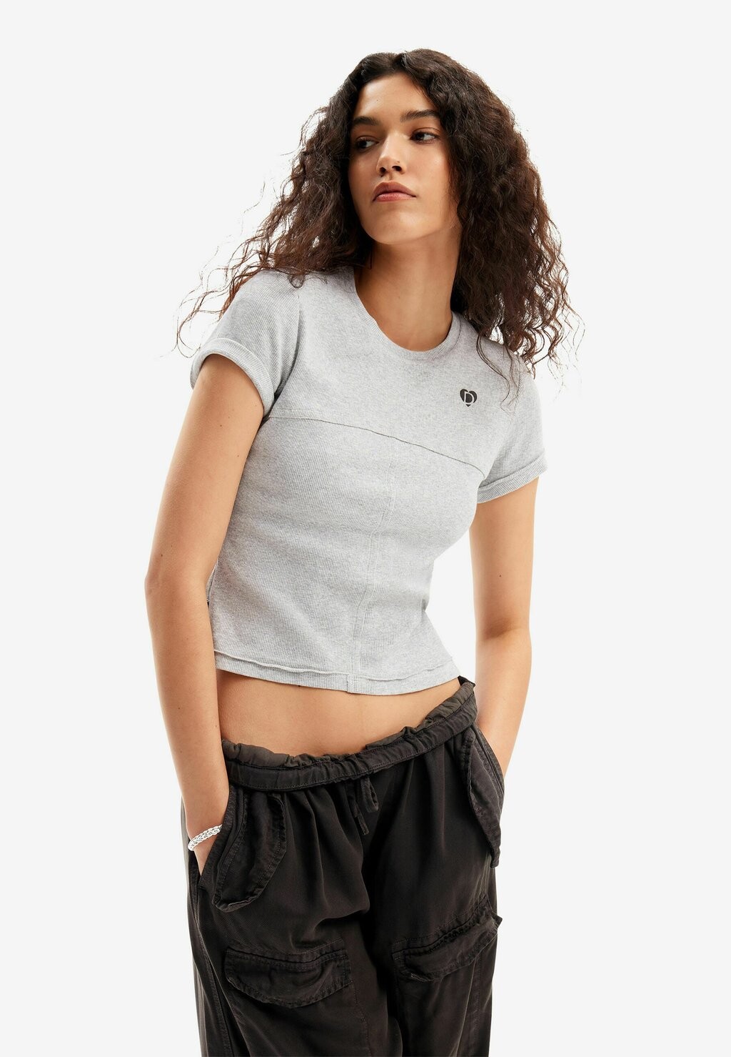 

Футболка базовая PATCHWORK SEAMS Desigual, цвет grey