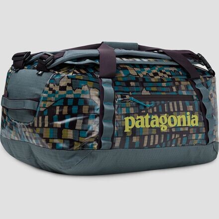 

Спортивная сумка Black Hole объемом 40 л. Patagonia, цвет Fitz Roy Patchwork: Nouveau Green