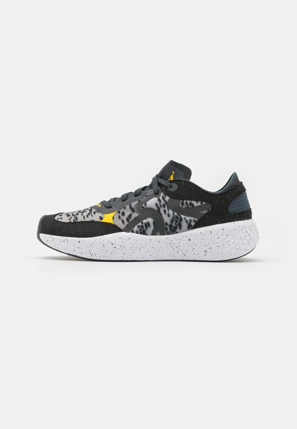 

Кроссовки Jordan Jordan Delta 3 Low, темно-серыйовый/белый/туристический желтый