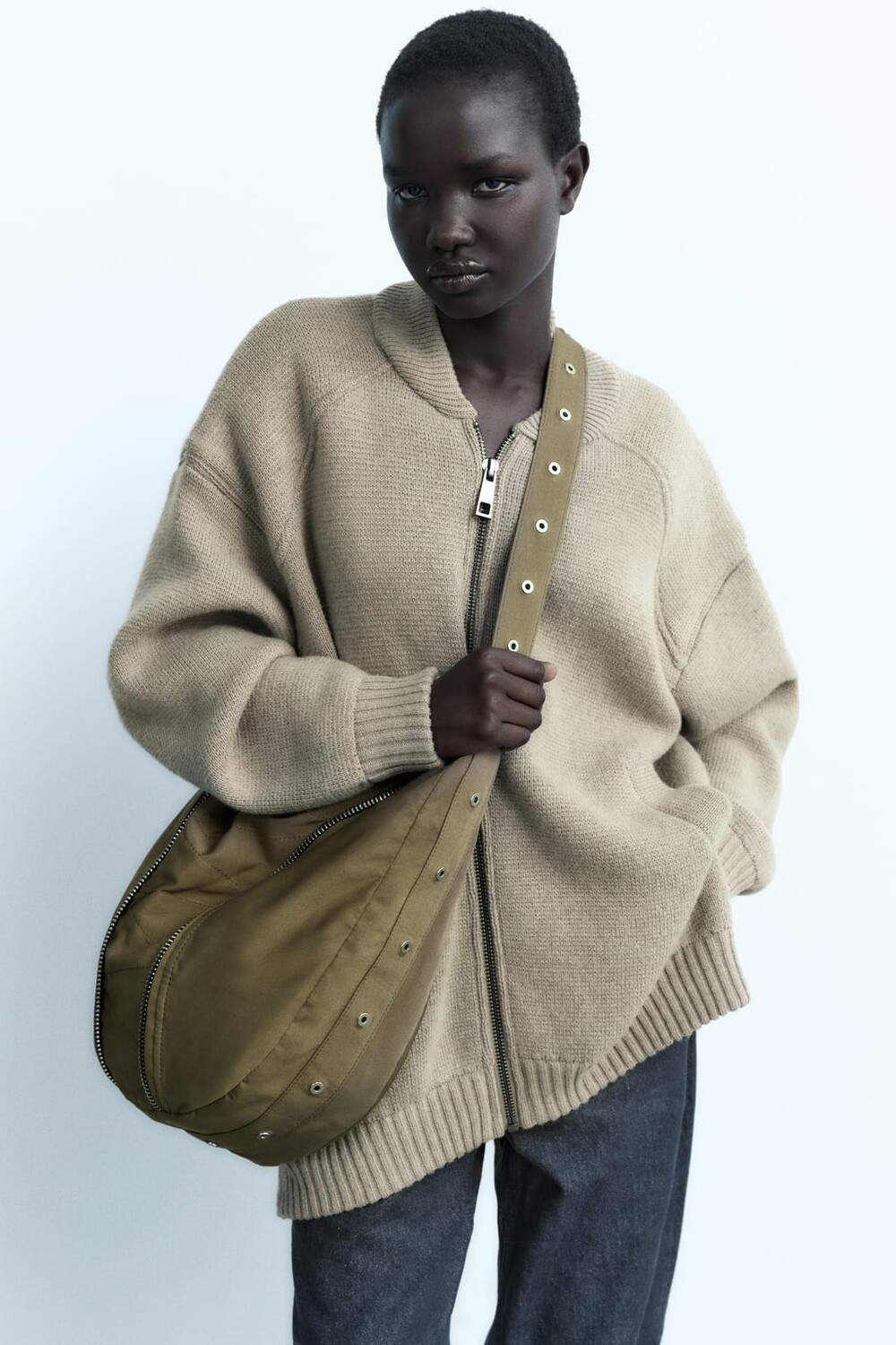 

Нейлоновая сумка на молнии ZARA, зеленый