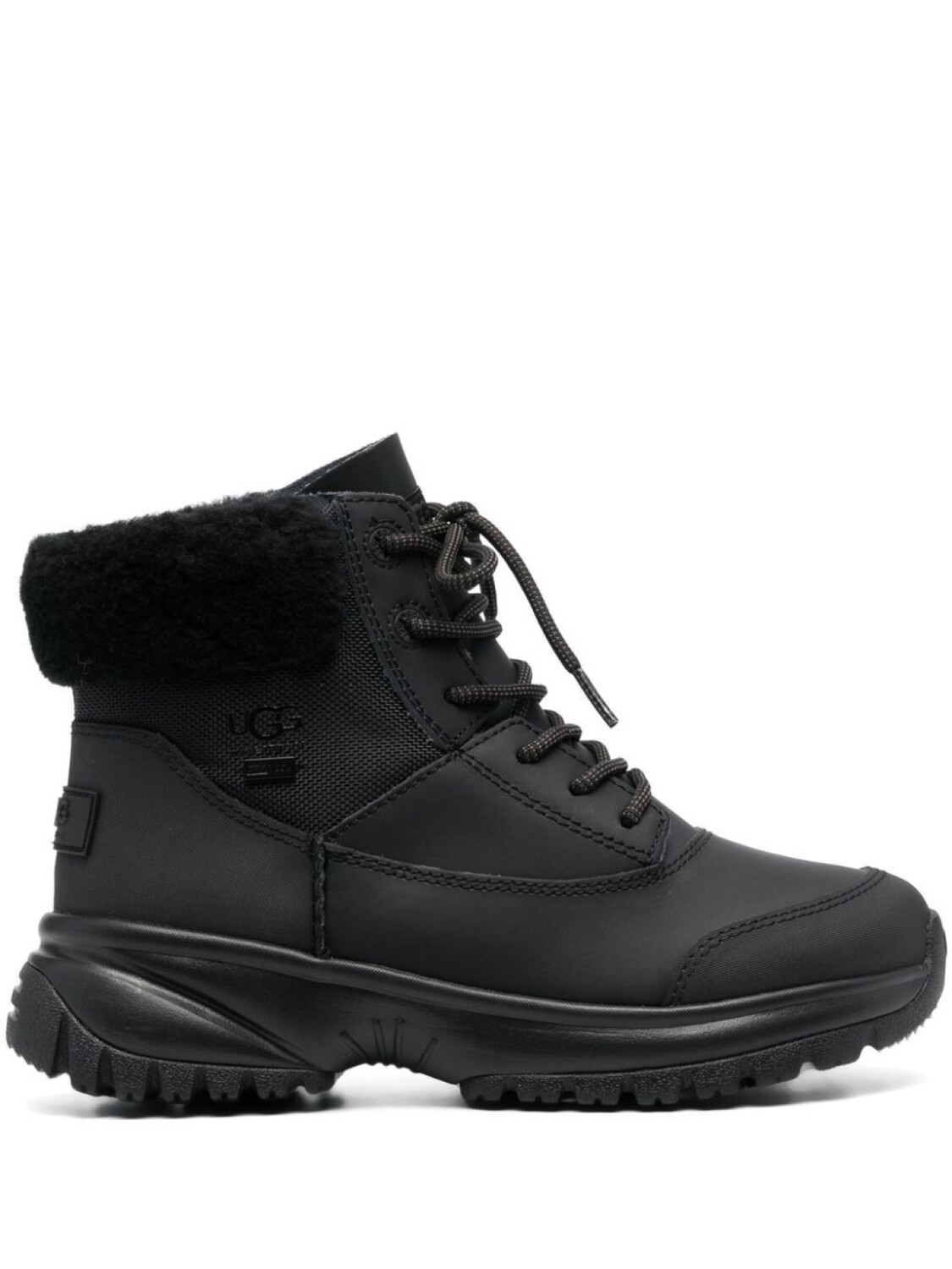 

UGG ботинки Yose Fluff на шнуровке, черный