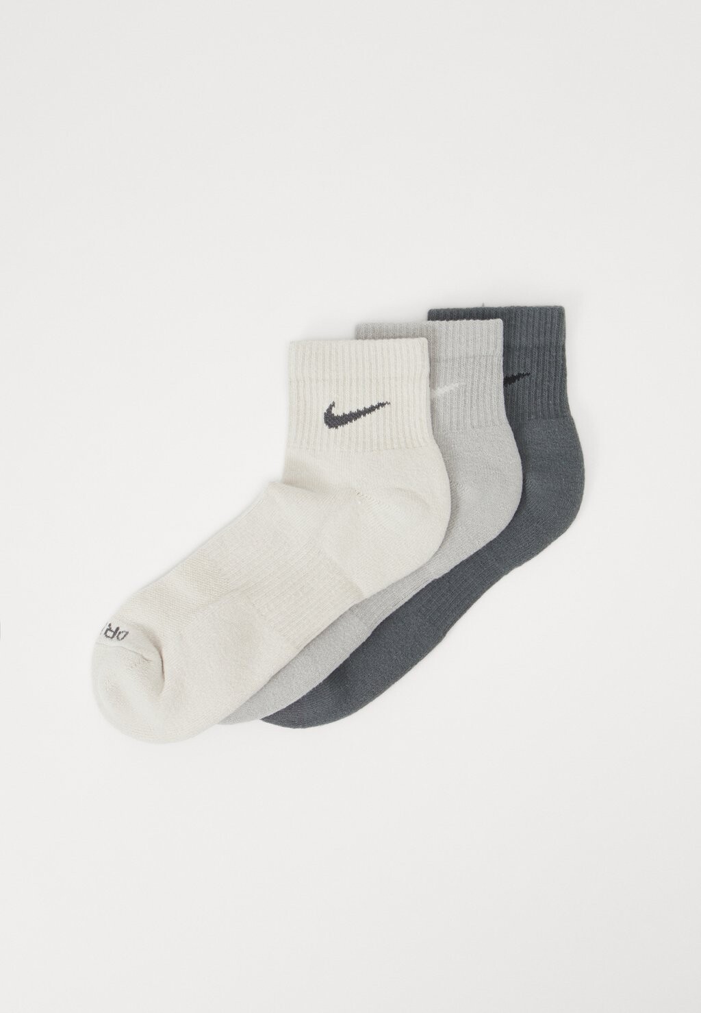 

Спортивные носки Nike