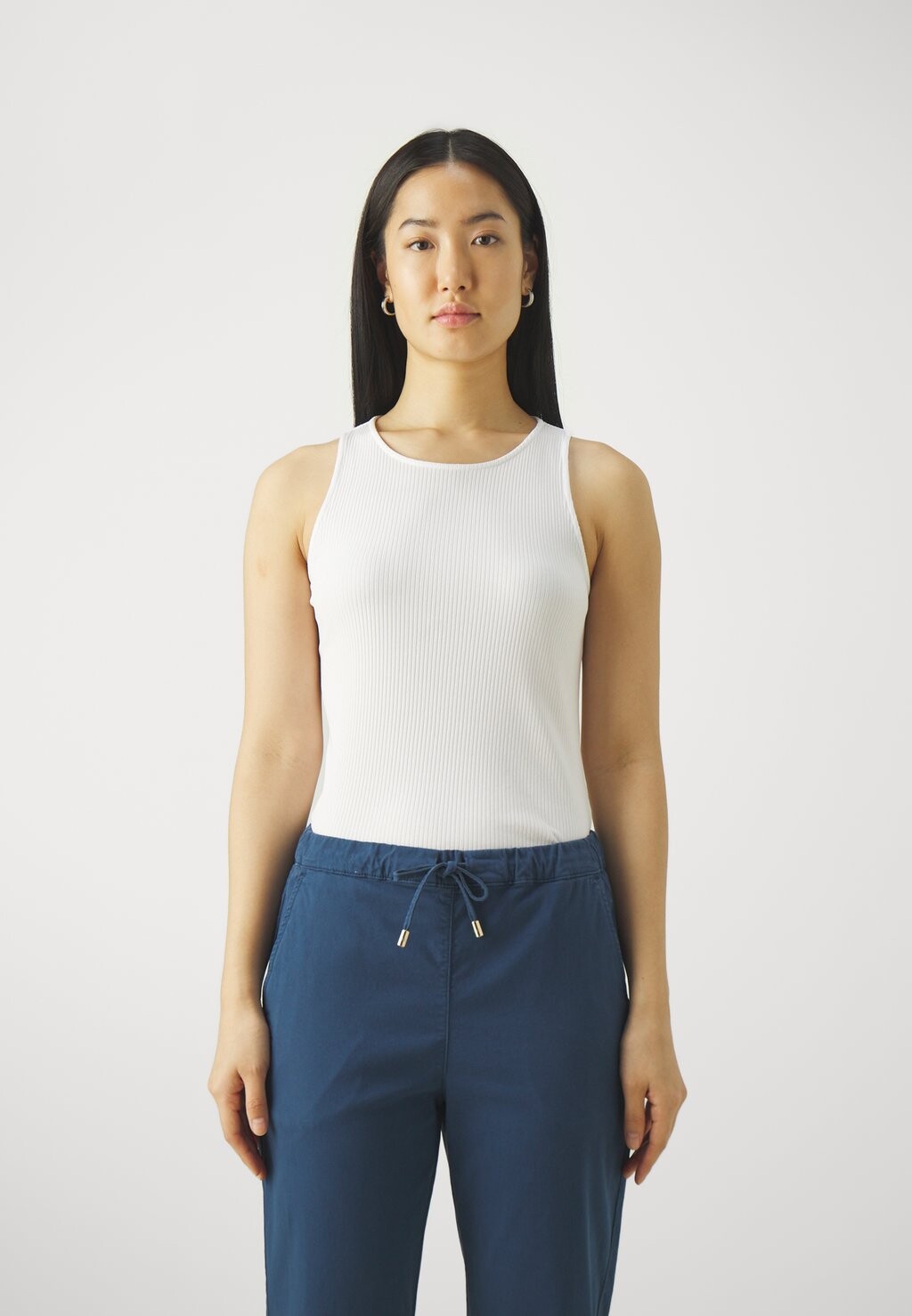 

Топ BRUSSON Max Mara Leisure, белый