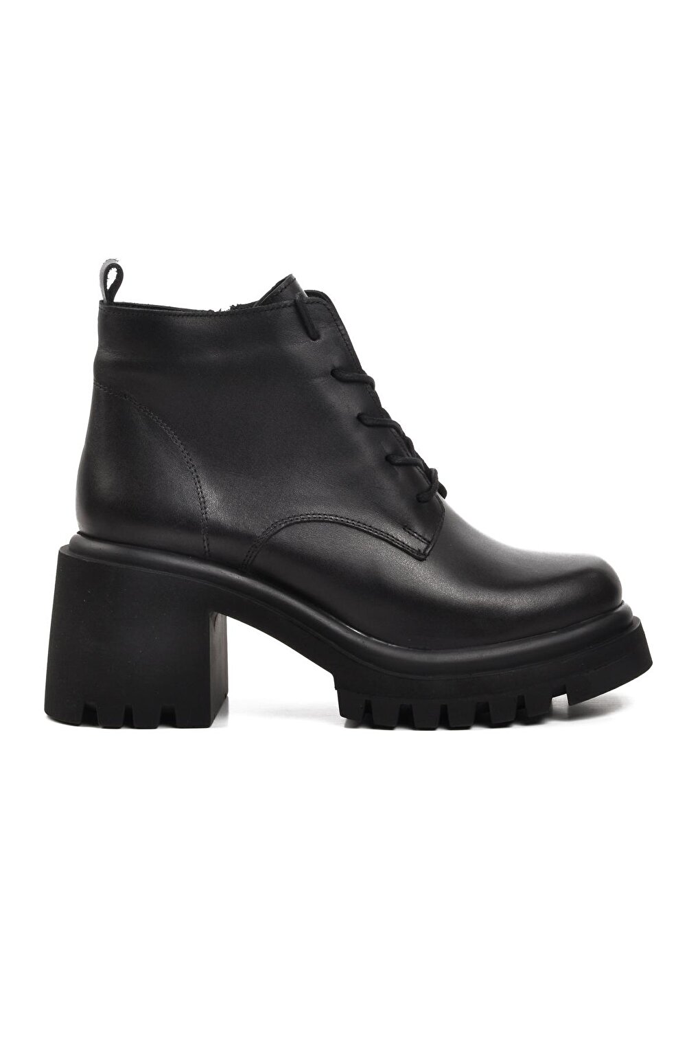 27723 Черные женские ботинки на каблуке из натуральной кожи Walkway лоферы женские из натуральной масляной кожи на невысоком квадратном каблуке 4758 цвет черный размер 35