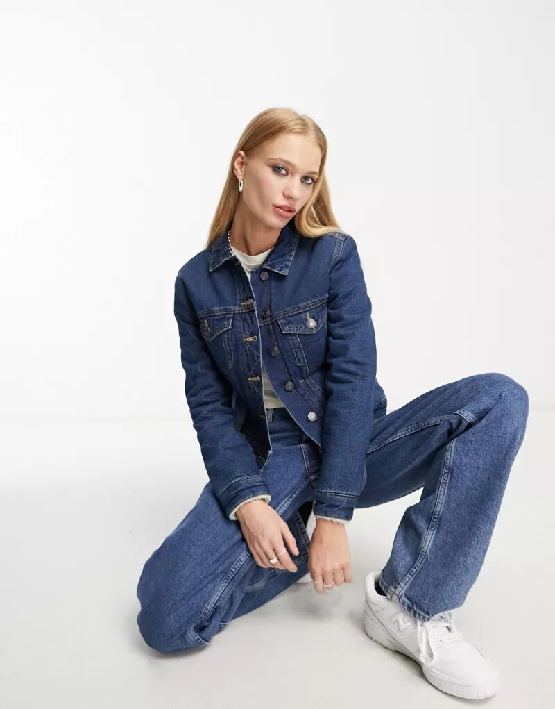цена Синяя джинсовая куртка French Connection с отделкой из овчины