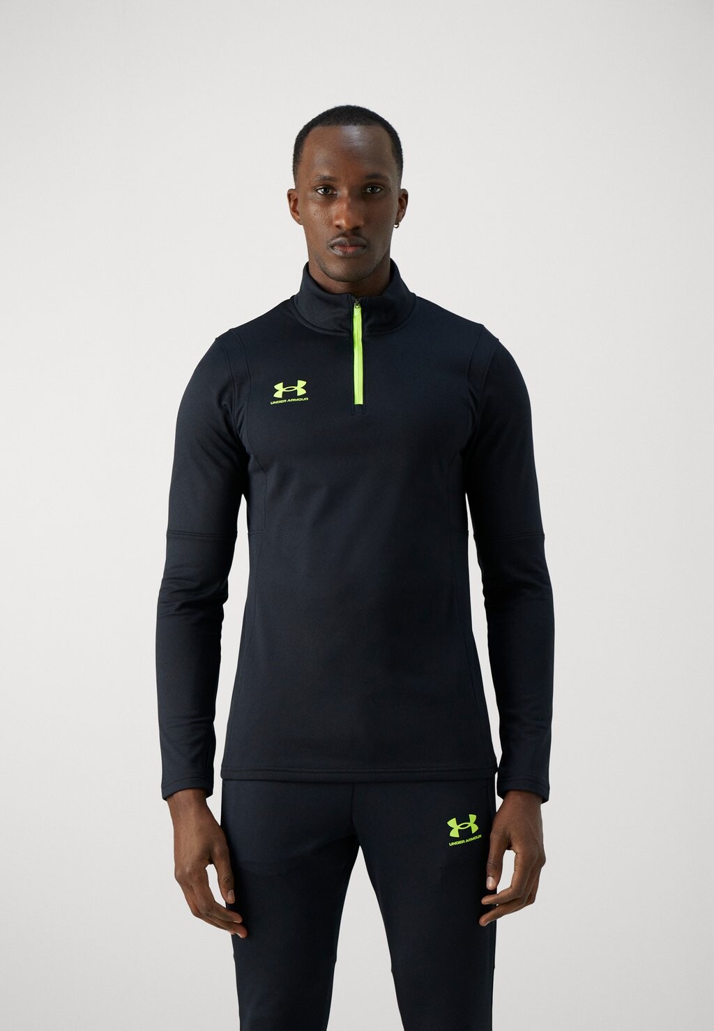 Футболка с длинным рукавом Challenger Midlayer Under Armour, цвет black/high vis yellow беговая обувь under armour ua infinite pro цвет white black high vis yellow