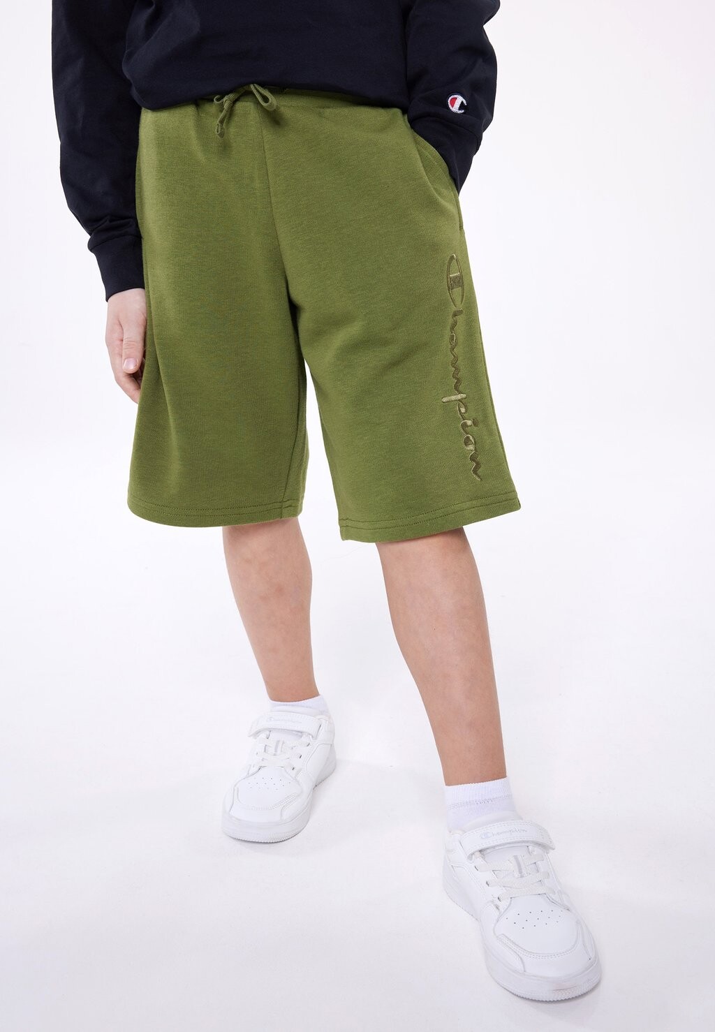 

Спортивные брюки ICONS BERMUDA TONAL SCRIPT Champion, цвет green