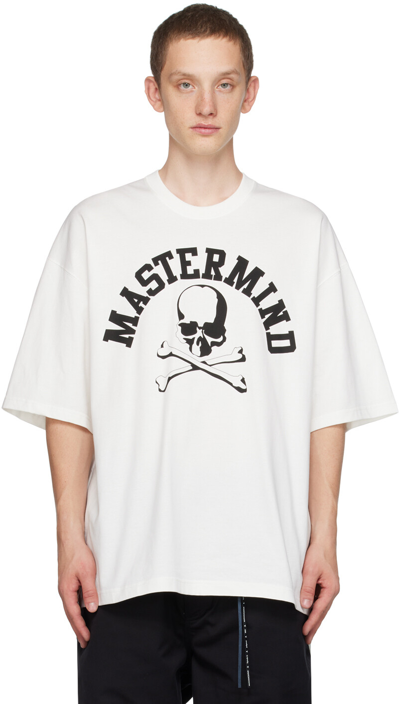 

Футболка с белым черепом mastermind JAPAN