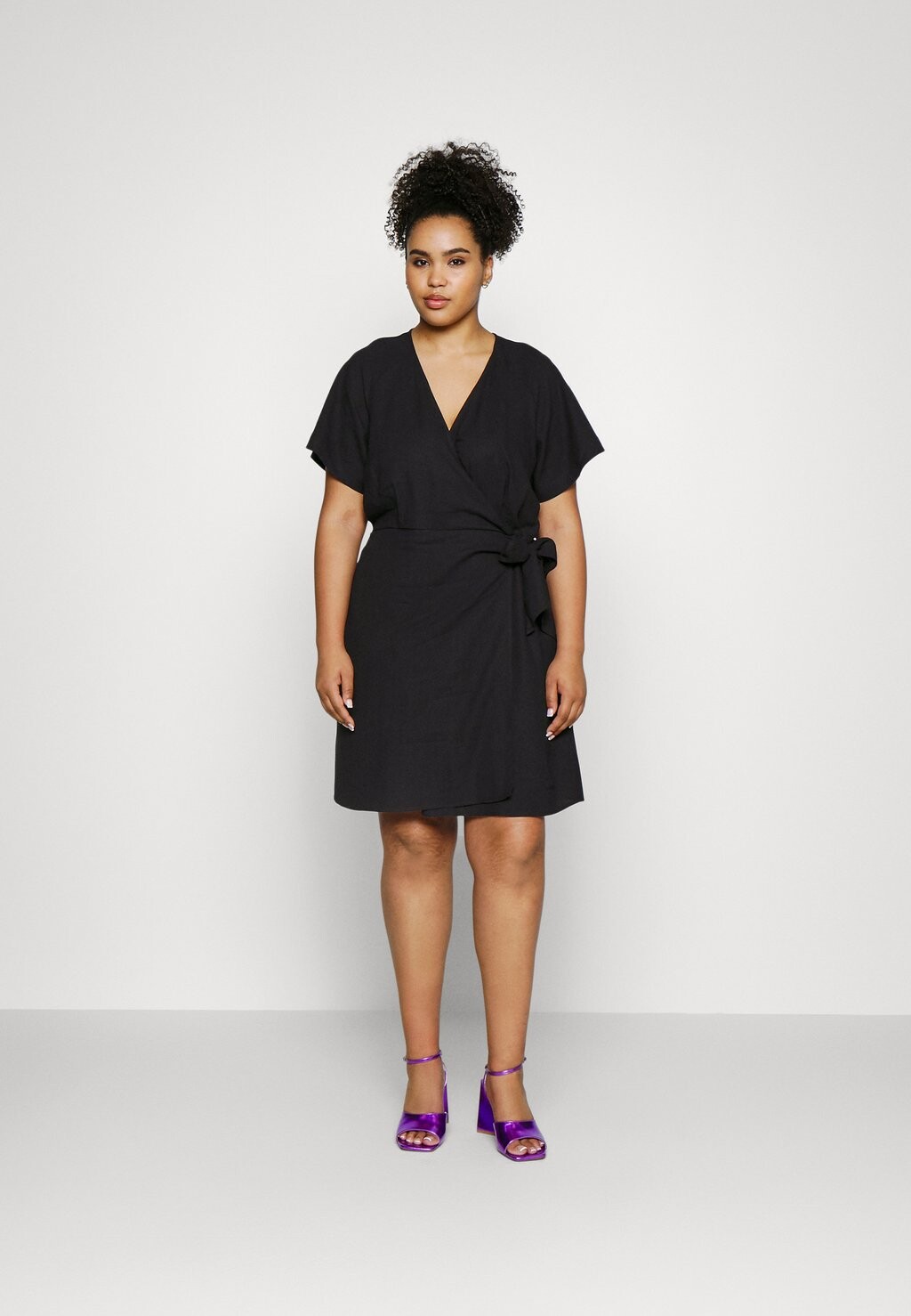 

Летнее платье Vero Moda, черный