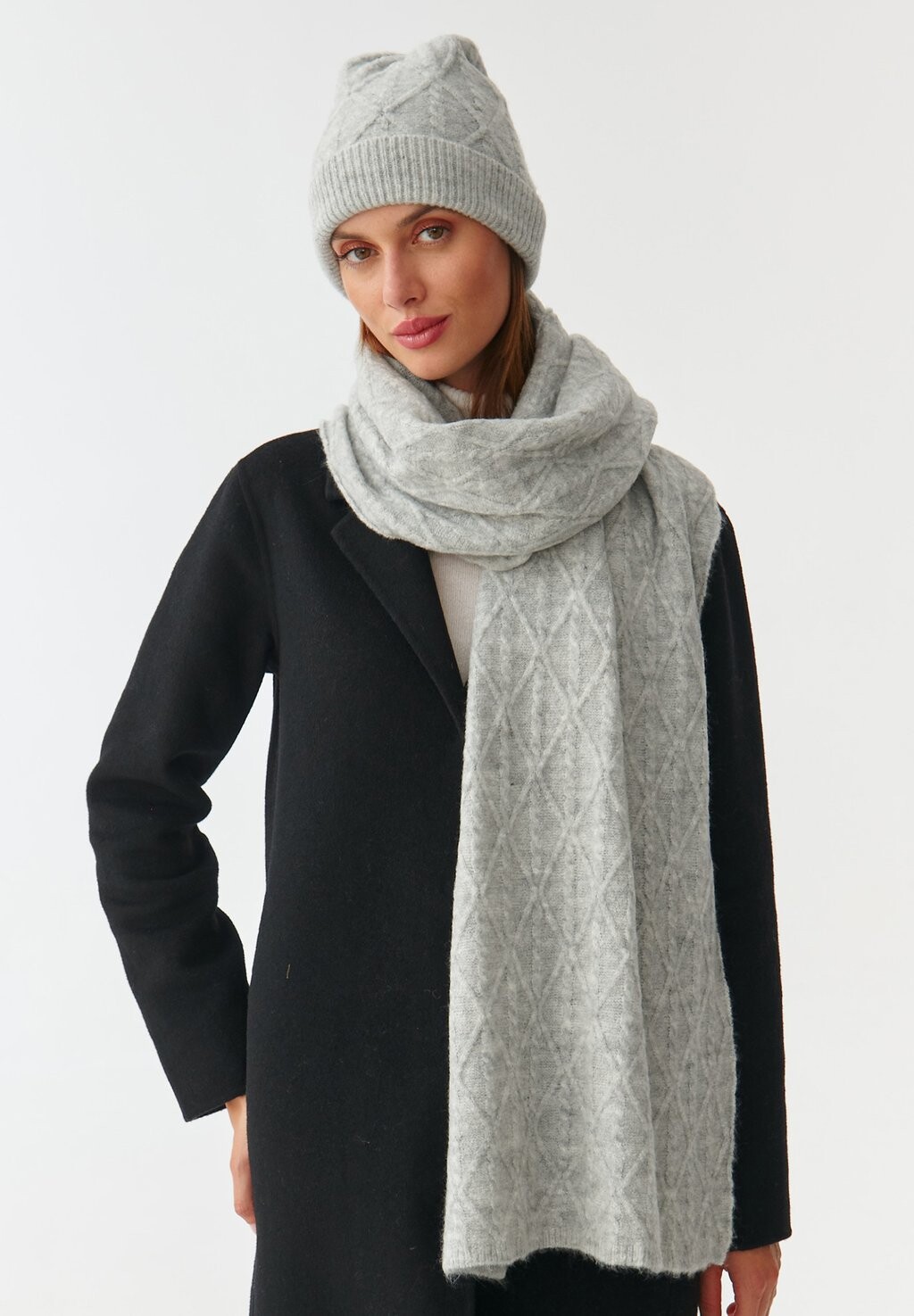 

Шарф BRILIFER TATUUM, цвет gray