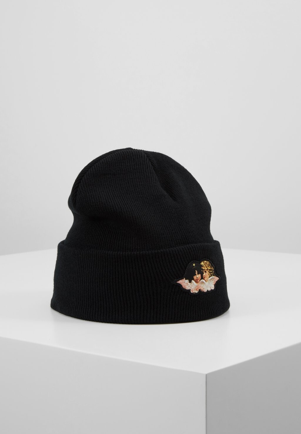 

Шапка Fiorucci, черный