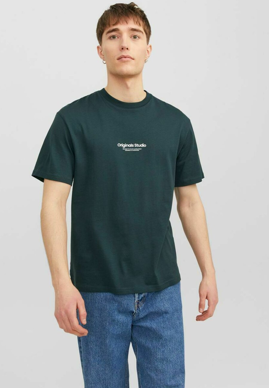 

Футболка с принтом JORVESTERBRO SS CREW NECK NOOS Jack & Jones, волшебный лес