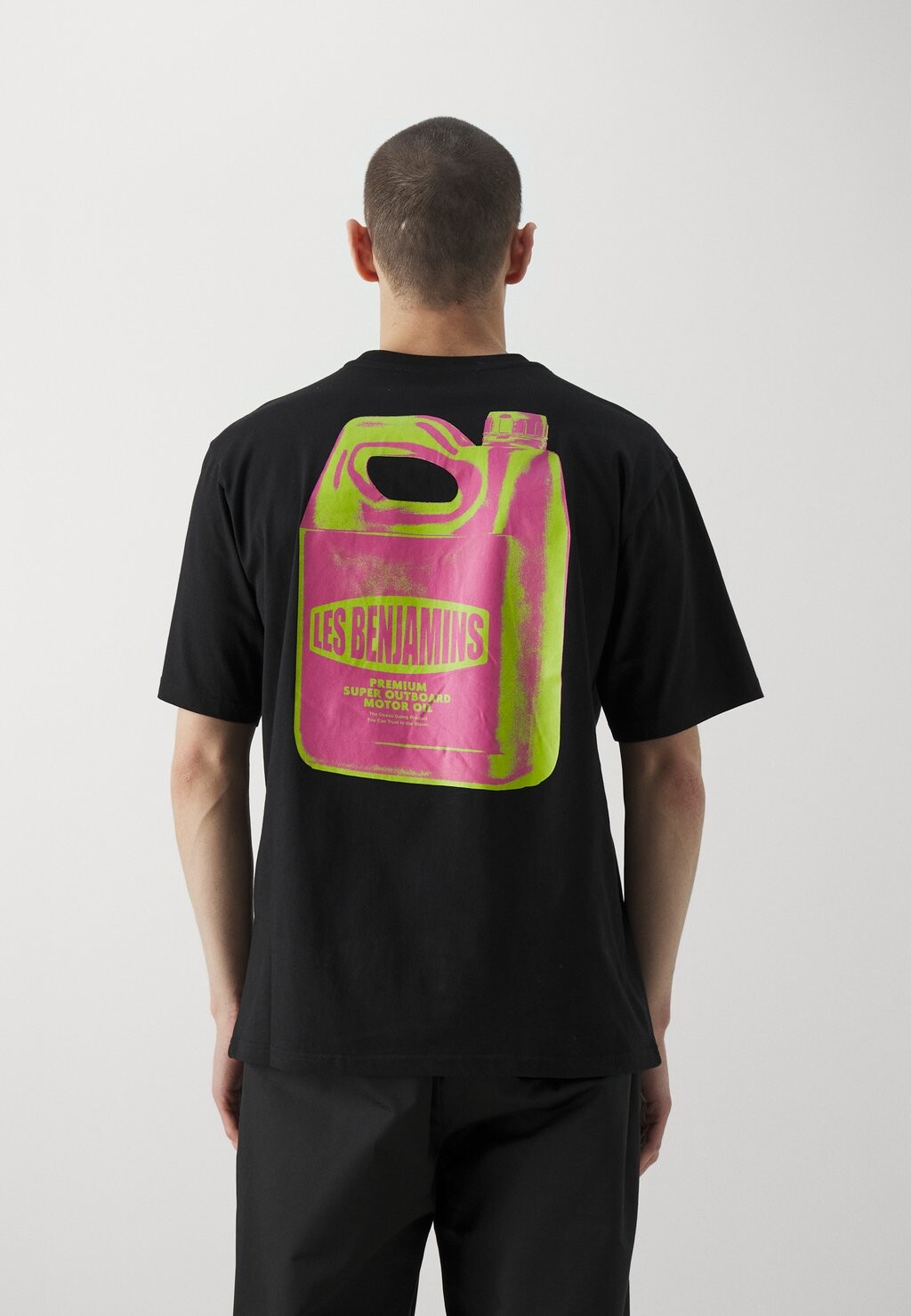 

Футболка с принтом RELAXED TEE UNISEX Les Benjamins, черный