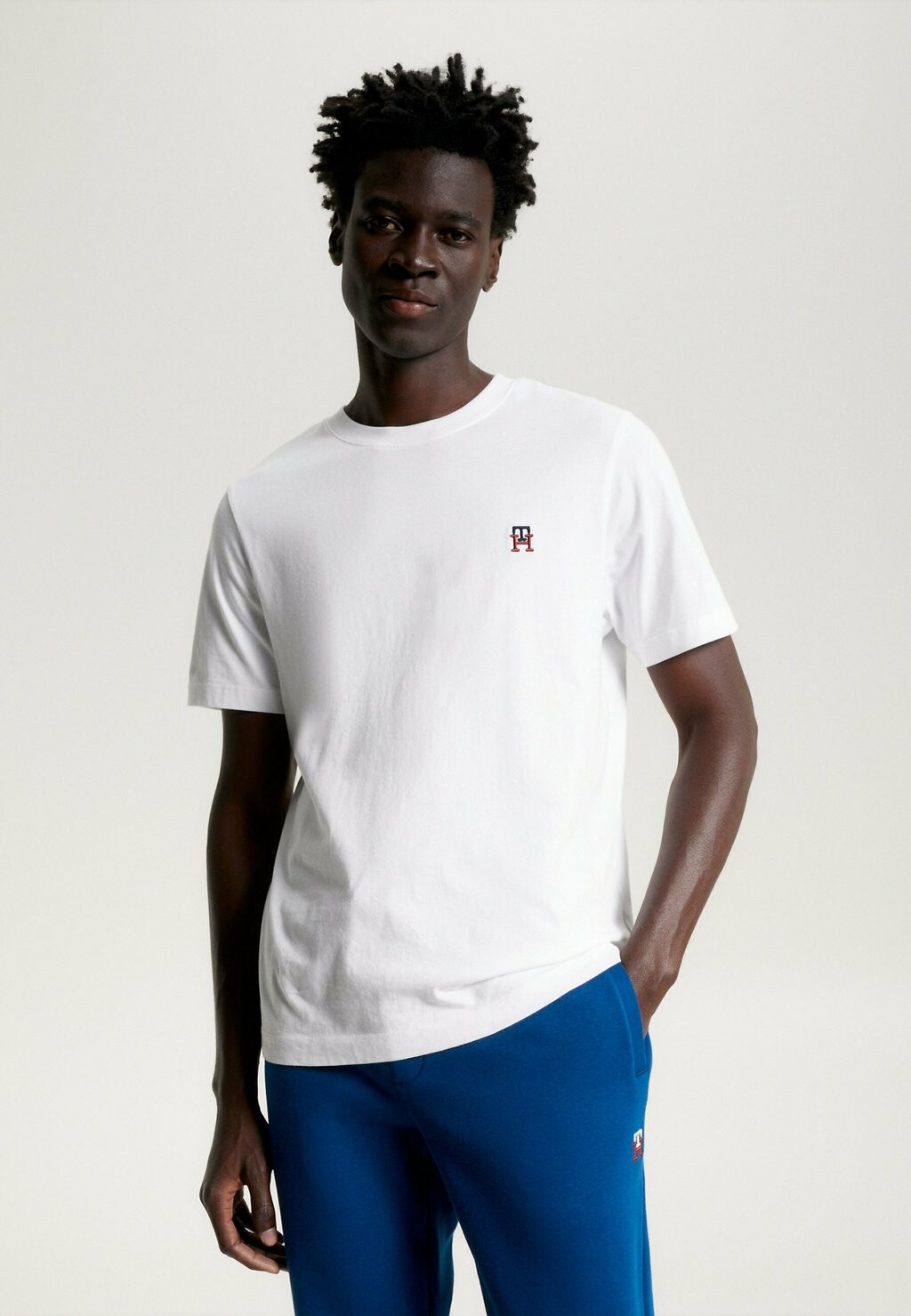 

Базовая футболка Tommy Hilfiger, белый