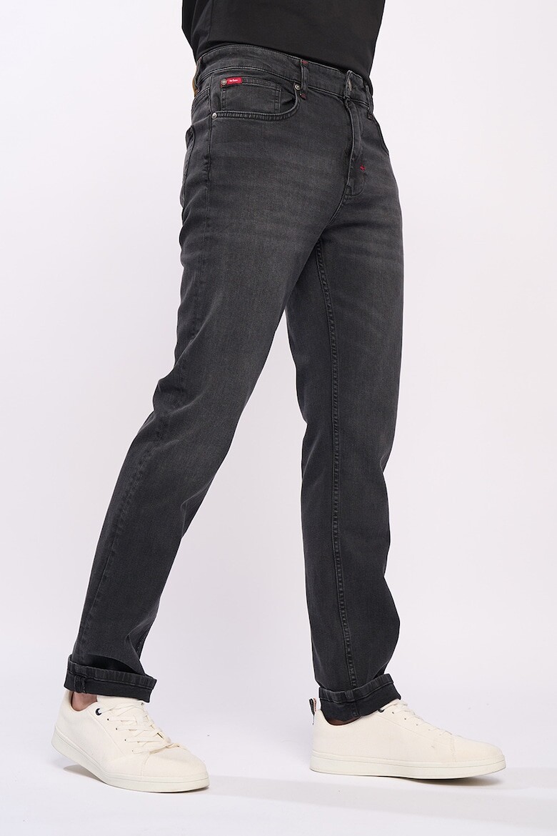 

Джинсы со средней посадкой Lee Cooper, черный