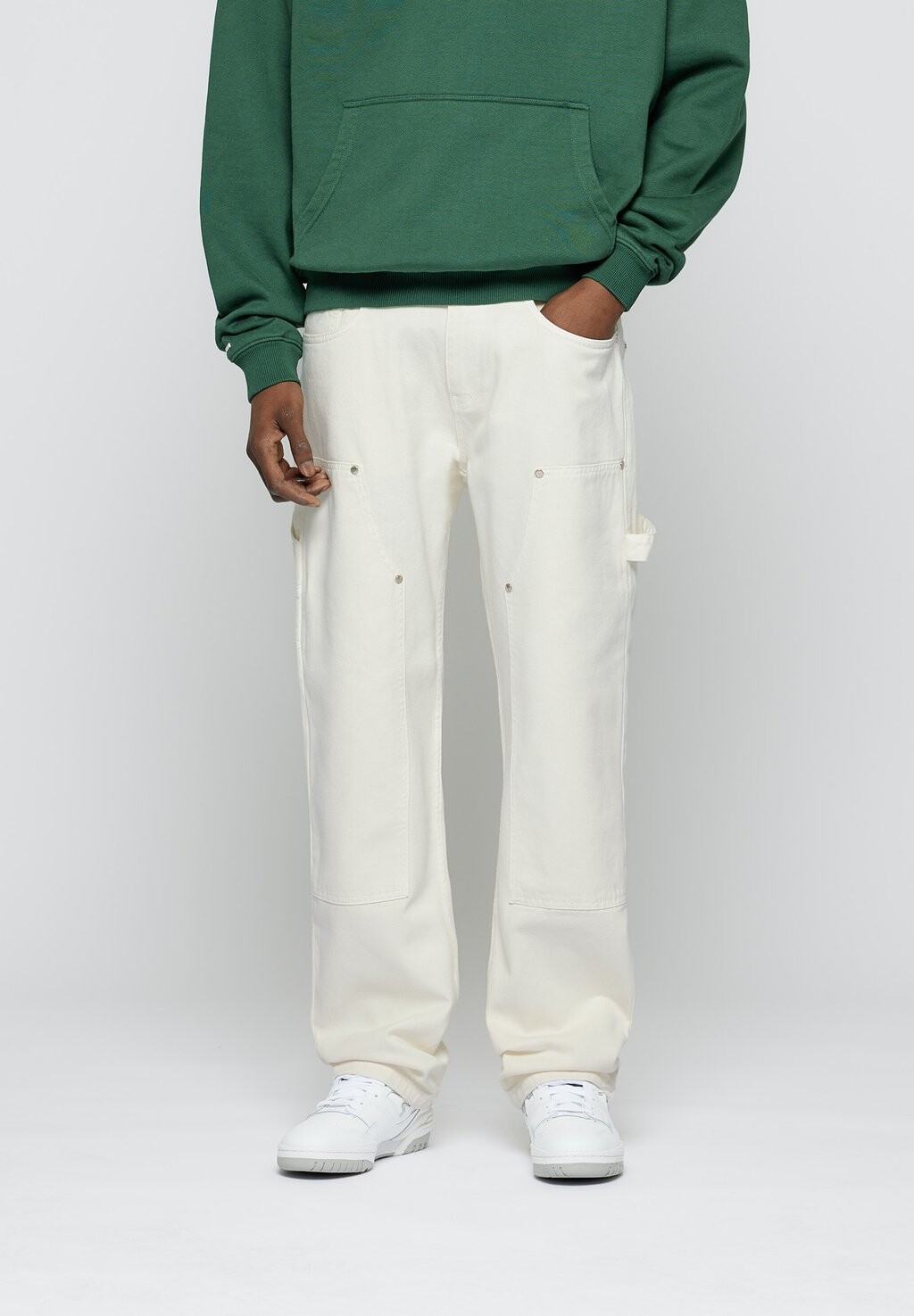 

Джинсы прямого кроя CARPENTER EIGHTYFIVE, цвет off-white