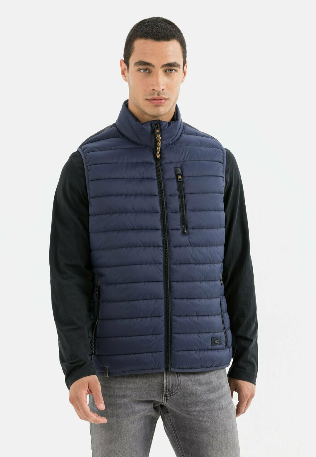 

Жилет camel active